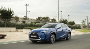 Lexus UX300e