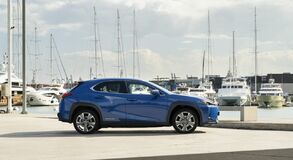 Lexus UX300e