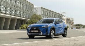 Lexus UX300e
