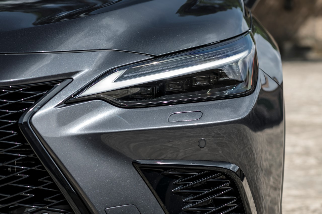 Lexus NX 450h+