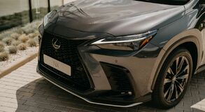 Lexus NX - local