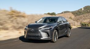 10 let designu Lexus: od vřetenovité masky chladiče až po vřetenovitou karoserii