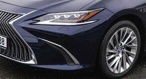 Lexus ES300 - local