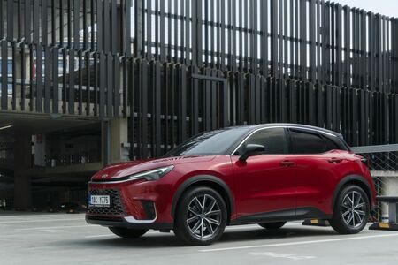 LEXUS BUSINESS WEEK JE TADY. PŘINÁŠÍ AŽ O TŘETINU NIŽŠÍ CENY