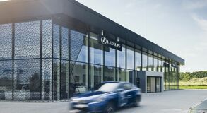 Lexus otevíra v průhonicích svůj čtvrtý showroom