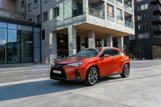 LEXUS UX 250H