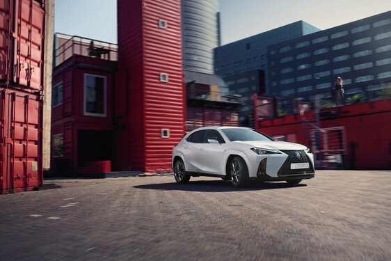 LEXUS UX 250H