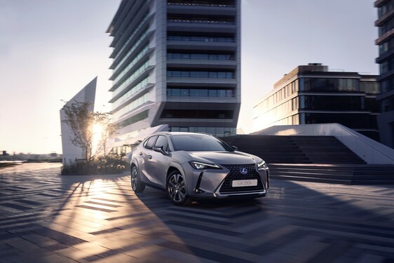 LEXUS UX 250H