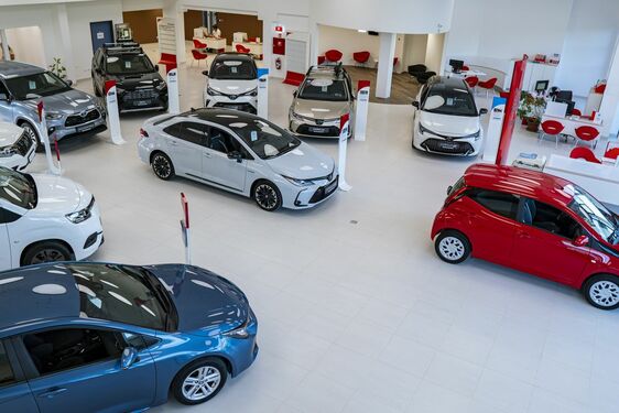  A Schiller Autó Család nyitotta meg Budapest második Lexus márkakereskedését