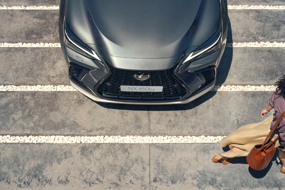 A vadonatúj Lexus NX vezető tervezője mesél az slágervárományos SUV formavilágáról