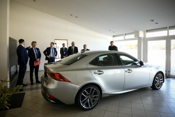 Lexus Monor