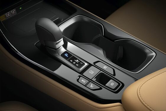Új prémium funkciókkal és high-tech megoldásokkal gazdagodott a Lexus NX 