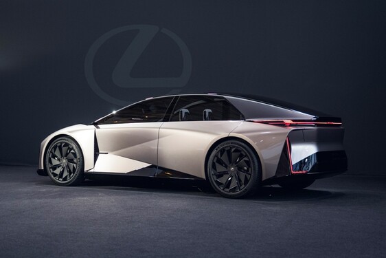 Lexus Kenshiki 2023