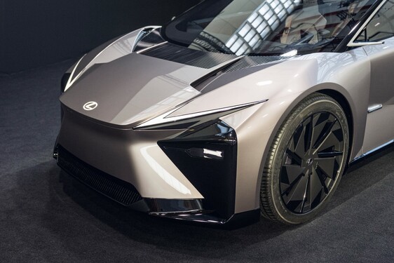Lexus Kenshiki 2023