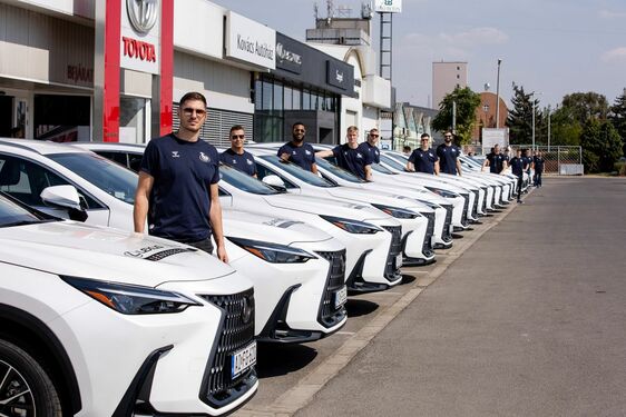 Folytatódik a Lexus és az OTP Bank - Pick Szeged kézilabdacsapat együttműködése