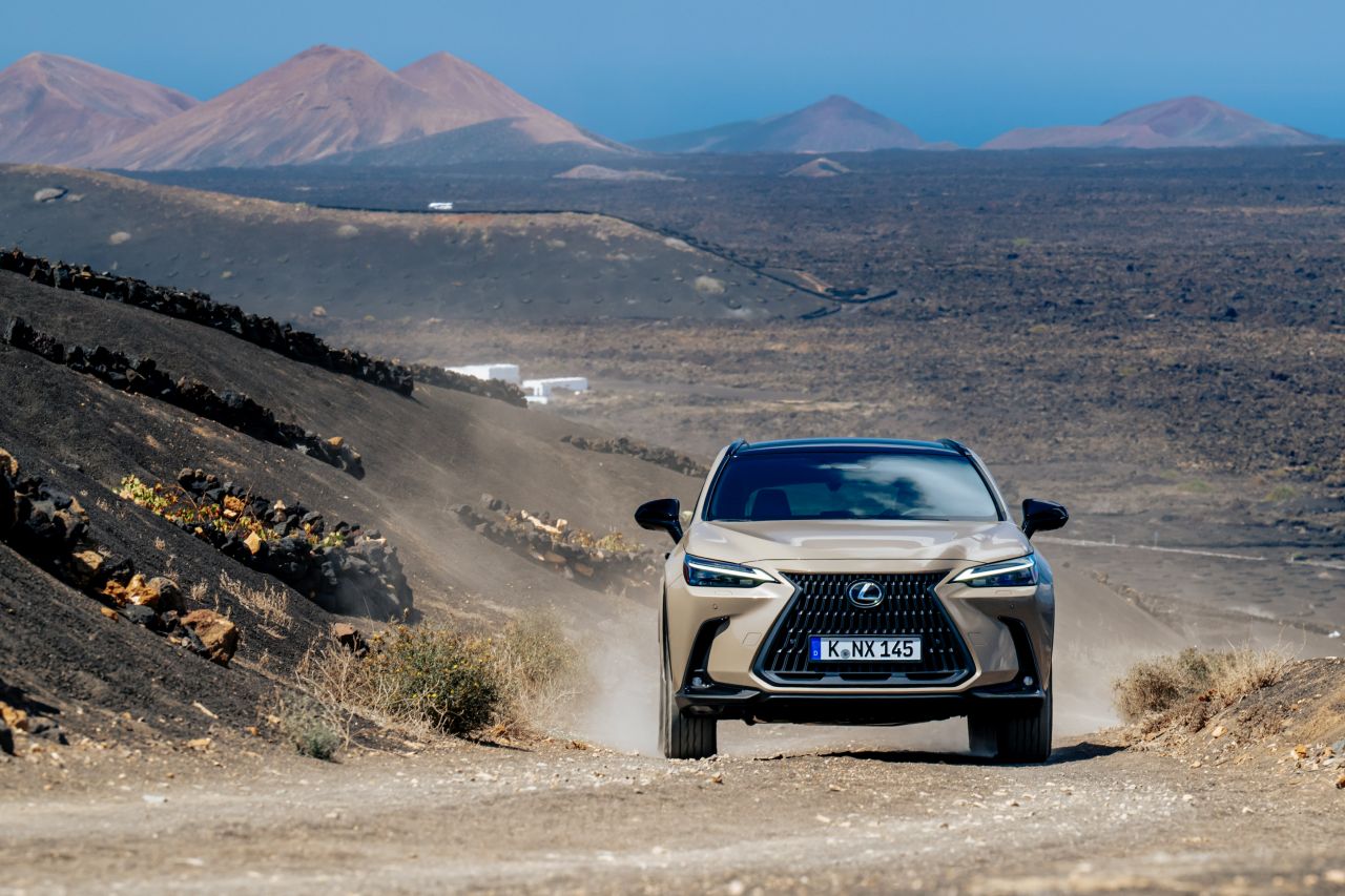 A Lexus minden crossover és SUV modellje elérhető összkerékhajtással
