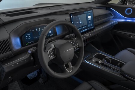 VIRTUÁLIS KÉZI VÁLTÓVAL ÉS INTELLIGENS ÖSSZKERÉKHAJTÁSSAL ÉRKEZIK A LEXUS TZ