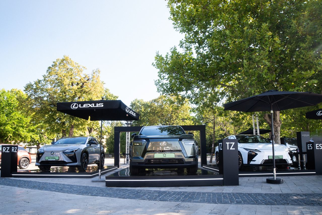 Nagyközönség előtt a Lexus elektromos újdonságai: Balatonfüreden debütál a Lexus ES és TZ!