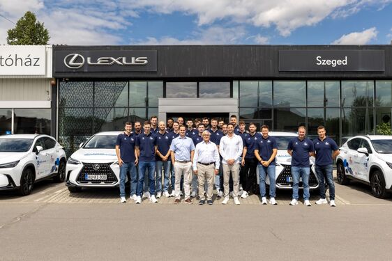 Elsőrangú teljesítmény a pályán és az utakon is: újabb 22 Lexussal erősít az OTP Bank – PICK Szeged férfi kéziladba csapata 