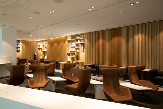 LOUNGE by Lexus