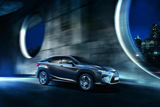 A LEXUS AZ EGYETLEN PRÉMIUM MÁRKA, AMELY ERŐSÖDIK AZ EURÓPAI PIACON