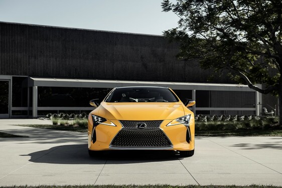A LEXUS IS OTT  VOLT A PEBBLE BEACH CONCOURS D’ELEGANCE SZÉPSÉGVERSENYEN