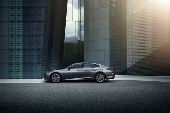 Lexus LS 500h