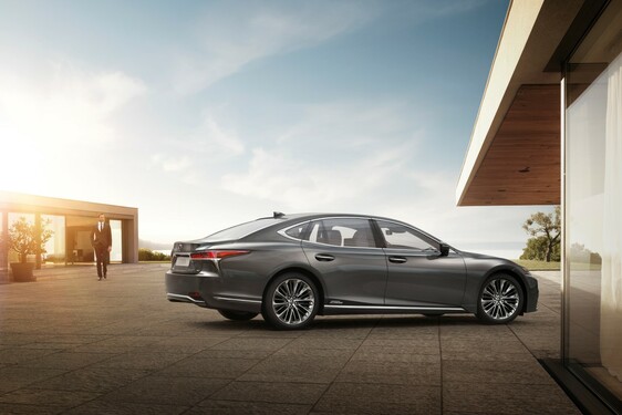 Lexus LS 500h