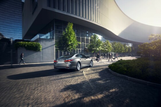Lexus LS 500h