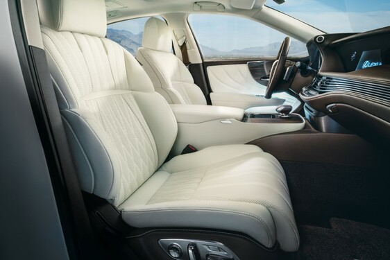 Lexus LS 500h