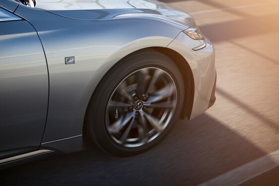 Lexus LS 500h