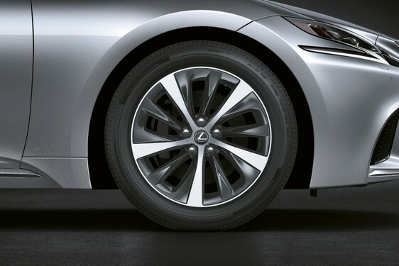 Lexus LS 500h