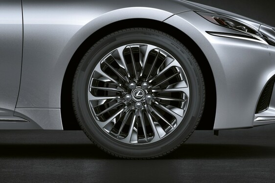 Lexus LS 500h