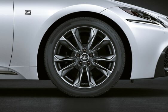 Lexus LS 500h