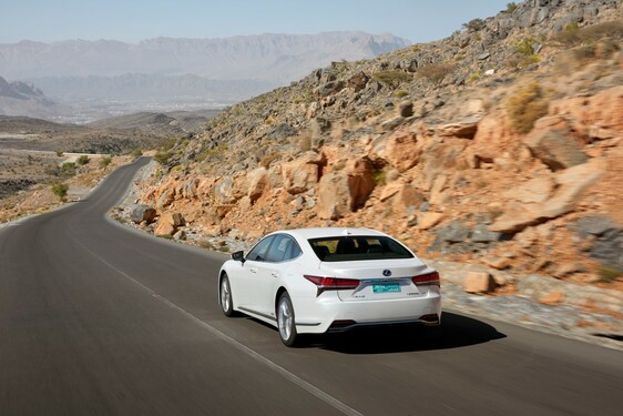 Lexus LS 500h