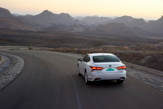 Lexus LS 500h