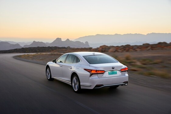Lexus LS 500h