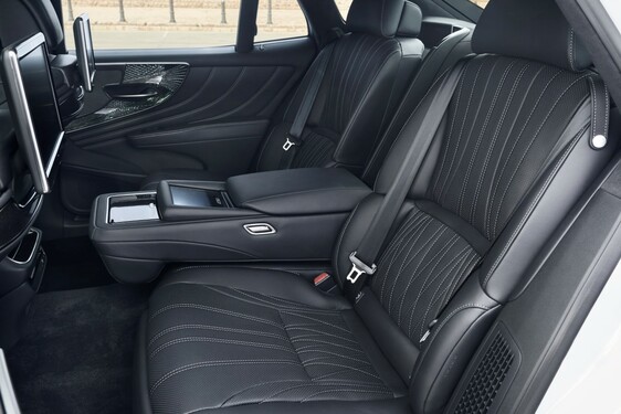 Lexus LS 500h