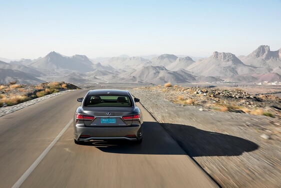 Lexus LS 500h