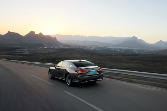 Lexus LS 500h