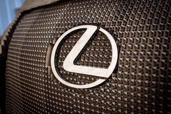 A LEXUS ÉS AZ ORIGAMI