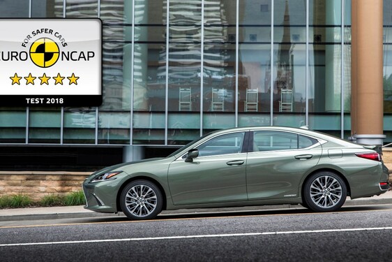  VADONATÚJ LEXUS ES: AZ EURO NCAP ÁLTAL VALAHA TESZTELT EGYIK LEGBIZTONSÁGOSABB AUTÓ