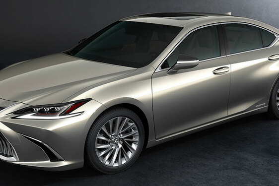 Lexus ES-T