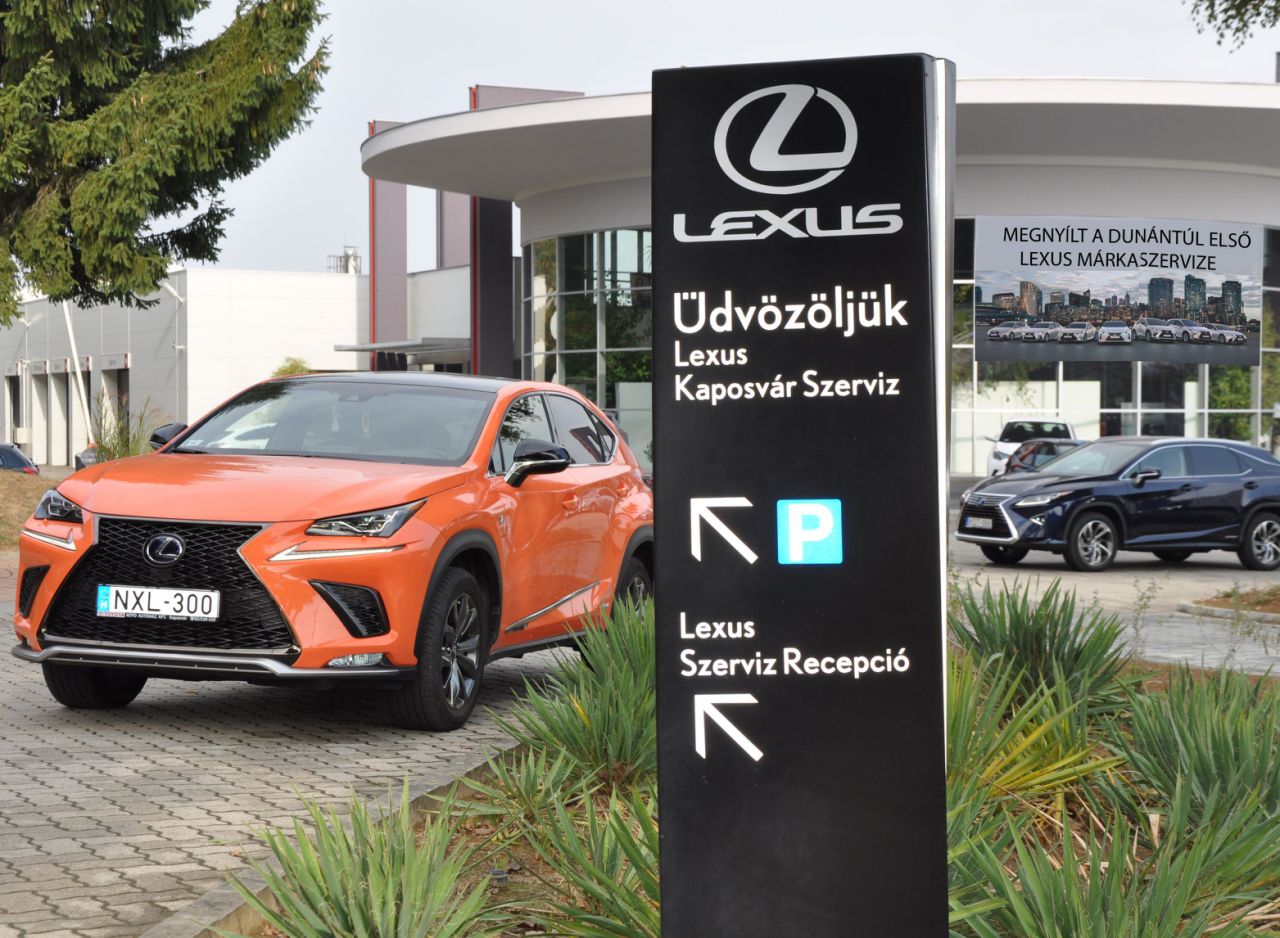 TÖBBSZÖRÖSEN DÍJNYERTES TOYOTA MÁRKAKERESKEDÉS NYITOTT LEXUS MÁRKASZERVIZT KAPOSVÁRON