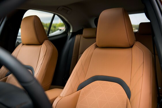  HÉT DOLOG AMI LENYŰGÖZI MAJD A VADONATÚJ LEXUS UX-BAN