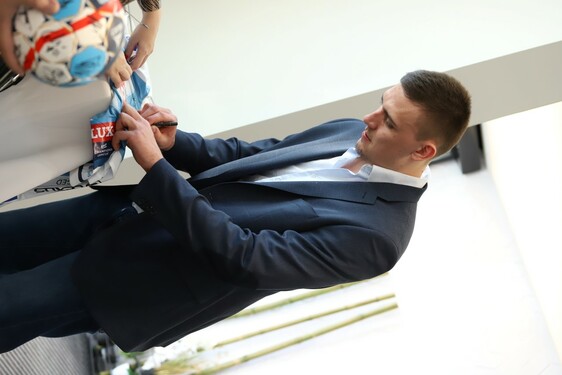 KÖRNYEZETBARÁT HIBRID LEXUSOKRA VÁLT A MOL-PICK SZEGED KÉZILABDACSAPATA