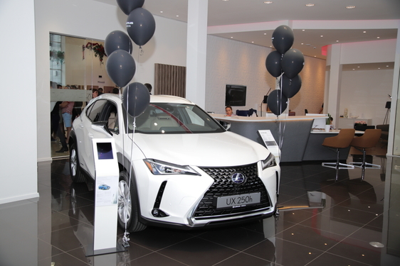  DEBRECENBEN NYÍLT MEG A LEXUS HARMADIK HAZAI MÁRKAKERESKEDÉSE