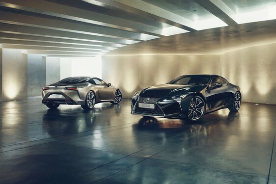 ÍGY SZÜLETNEK A VILÁG LEGIZGALMASABB FORMAVILÁGÚ AUTÓI 