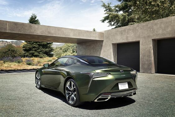 ÚJABB LIMITÁLT SZÉRIÁS VÁLTOZAT ÉRKEZIK A LEXUS LC-BŐL