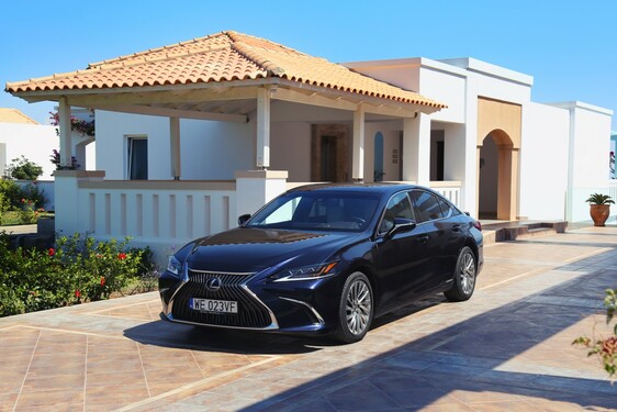 Lexus ES - Rodos 2019